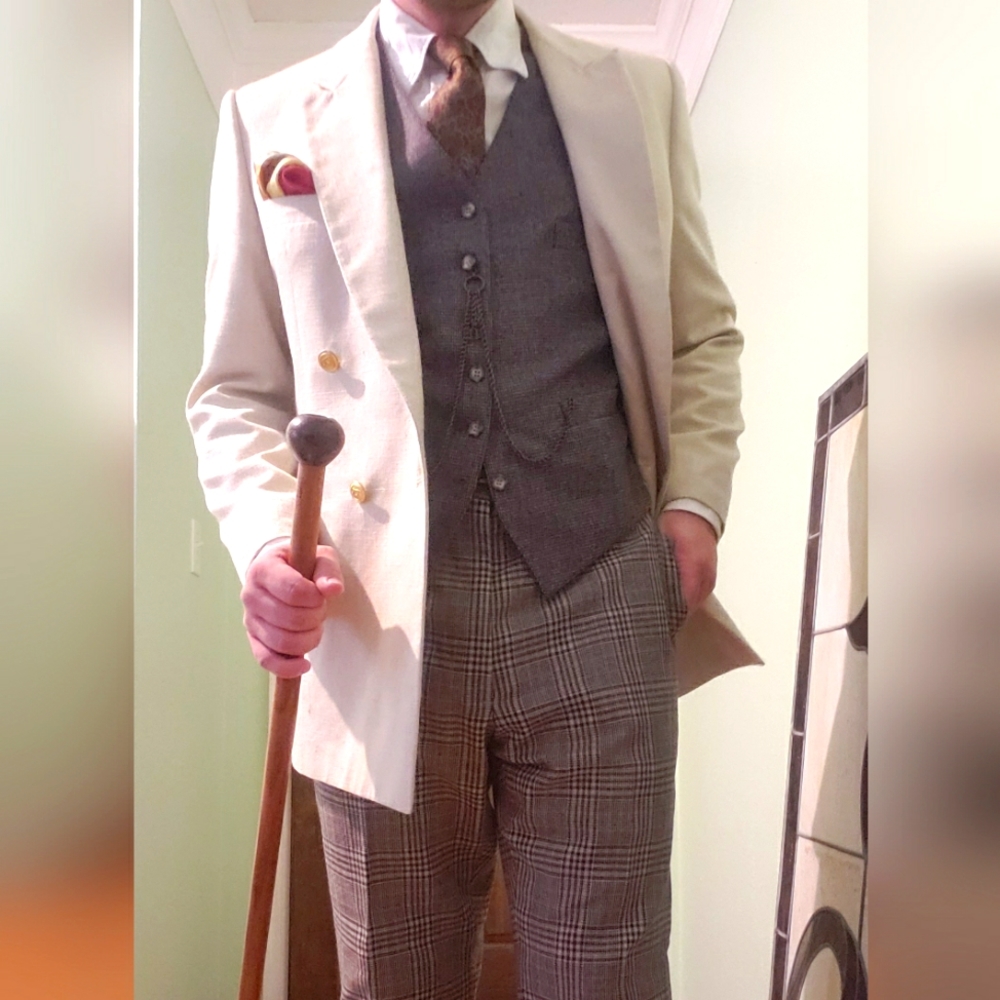 Meet your Posher, Elijah